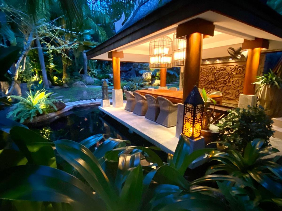 Villa On The Rocks, 4 Bedrooms, Phuket Surin Beach  Exterior photo